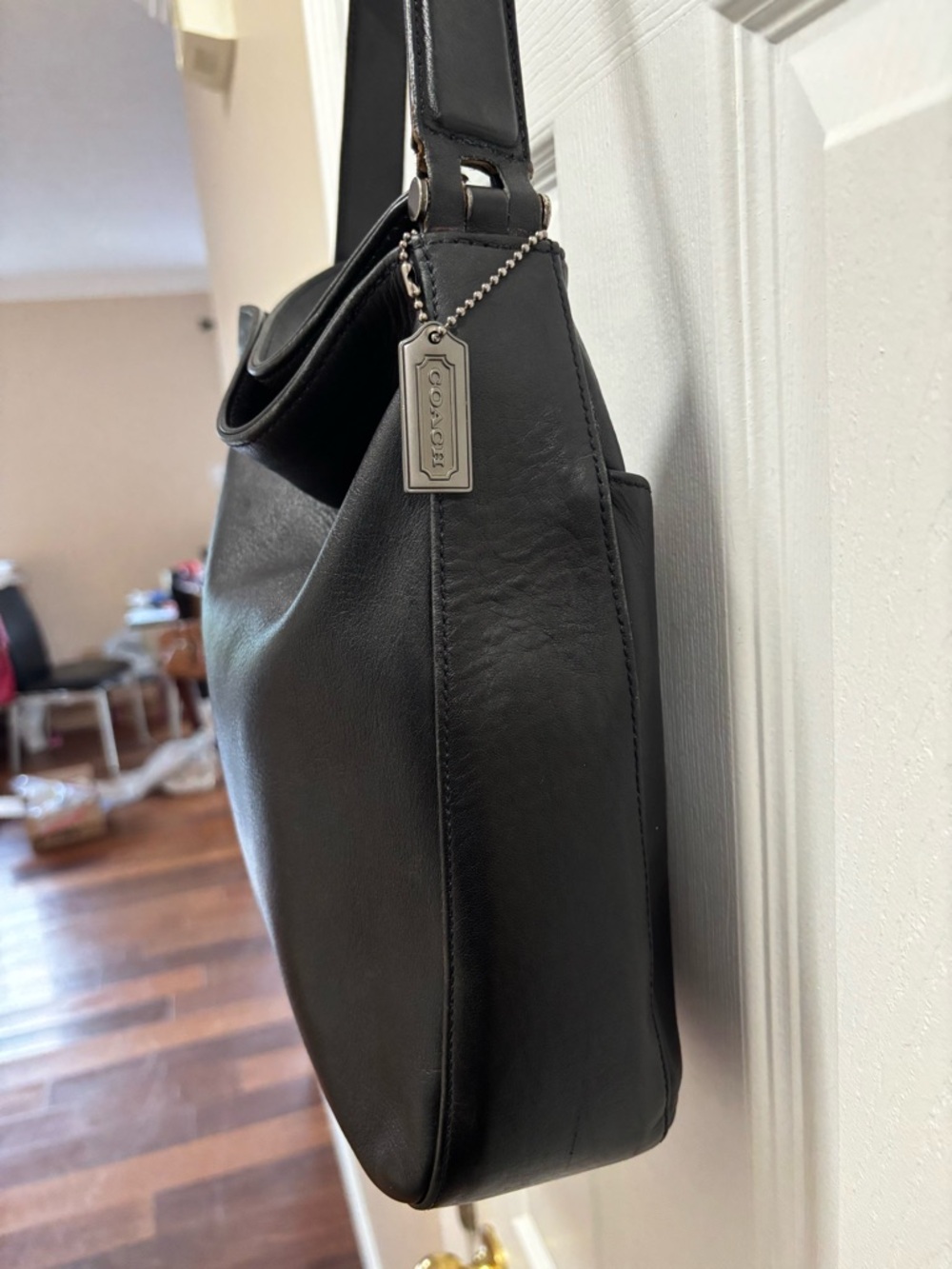 Coach VINTAGE F0D-9180 Whitney MADE IN USA Black Glove Tanned Leather Hobo EUC - Picture 6 of 16